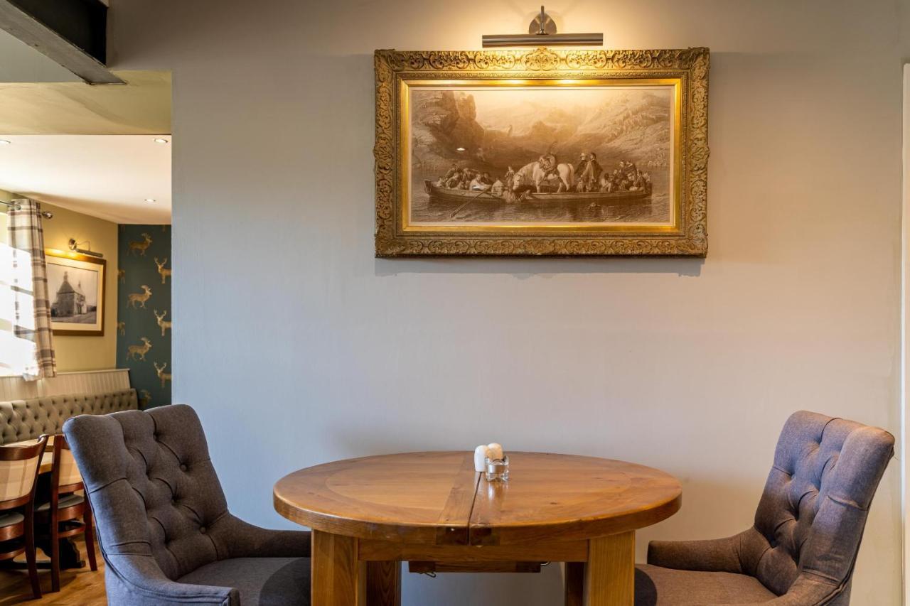 The Juniperlea Inn Pathhead Exteriör bild